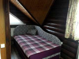 Мотели Fayniy Motel Татаров Стандартный трехместный номер-7