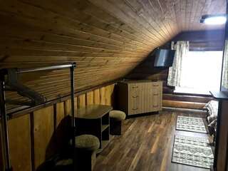 Мотели Fayniy Motel Татаров Стандартный двухместный номер с 2 отдельными кроватями-24