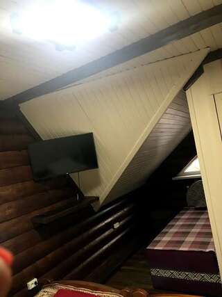 Мотели Fayniy Motel Татаров Стандартный трехместный номер-4